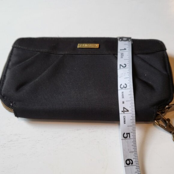 Travelon Zipper Wristlet Wallet Black with Purple Lining - Picture 9 of 9